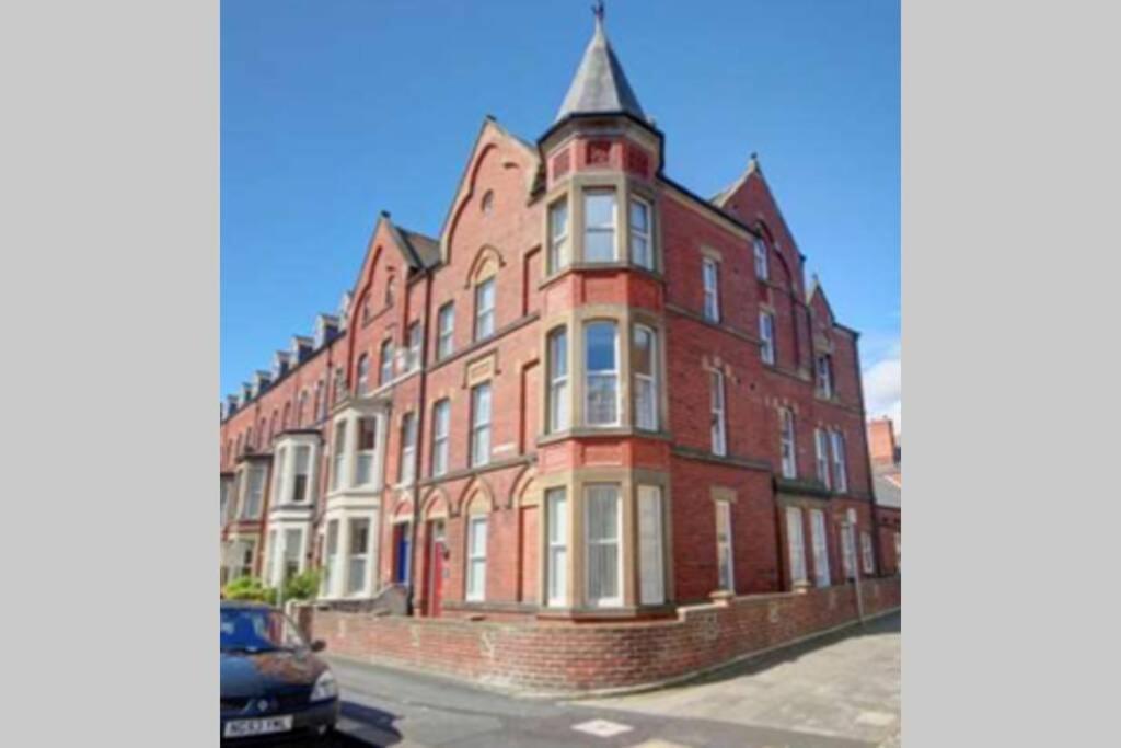 Seaspray Boutique Whitby Apartment Exterior foto